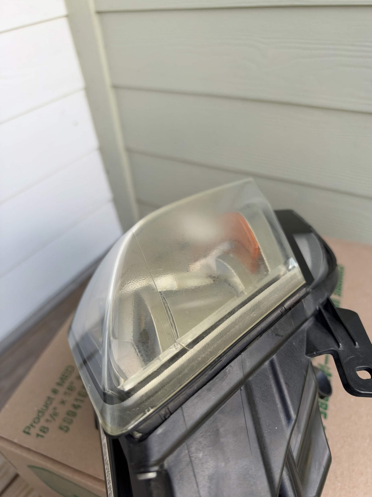 2008-2014 Cadillac CTS OEM Halogen Headlight LH Driver Side 22783445
