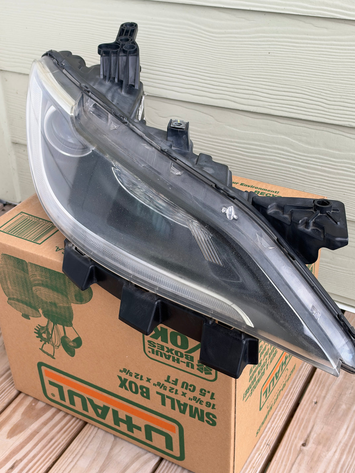 2015-2017 Chrysler 200 Halogen LH Driver Side Headlight 68110247AD